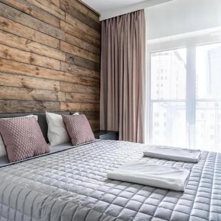 Close-urban Chic - Mennica - One Bedroom -citycenter&306